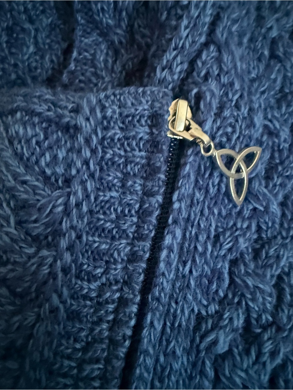 Aran Crafts Ireland 100% Merino Wool Size XL Cable Knit Cardigan Sweater Blue - Picture 7 of 10